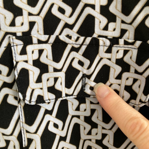 Women's Adrienne Vittadini Shirt Chain Pattern Button-Up Long Sleeve Sz Small - Picture 2 of 9